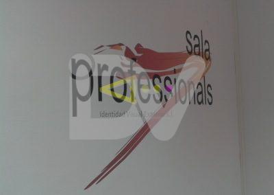 Adhesivo en pared